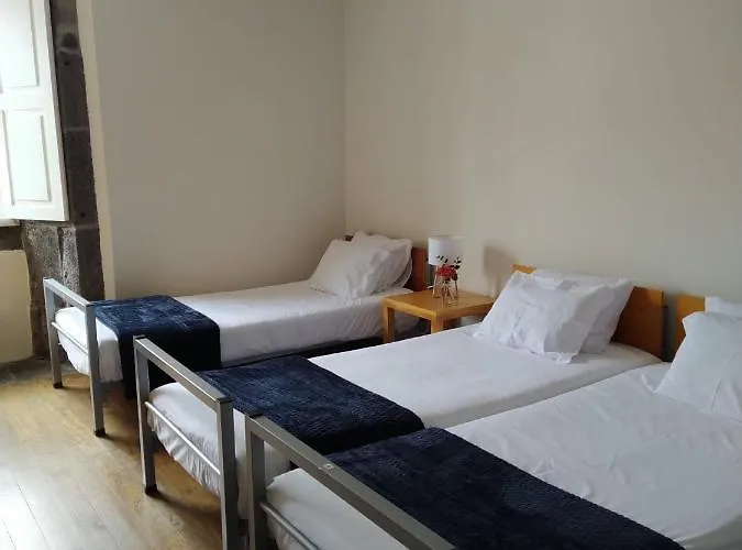 Azores Youth - Pico São Roque do Pico